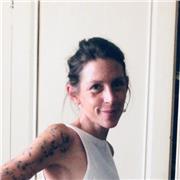 Professeure donne cours particuliers à domicile français,anglais, aide aux devoirs dans l'Ain